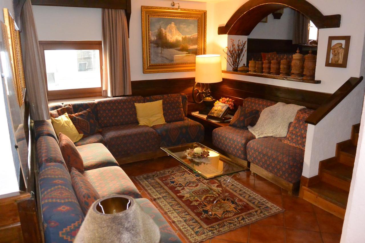 Hotel Fosson Breuil-Cervinia Bagian luar foto