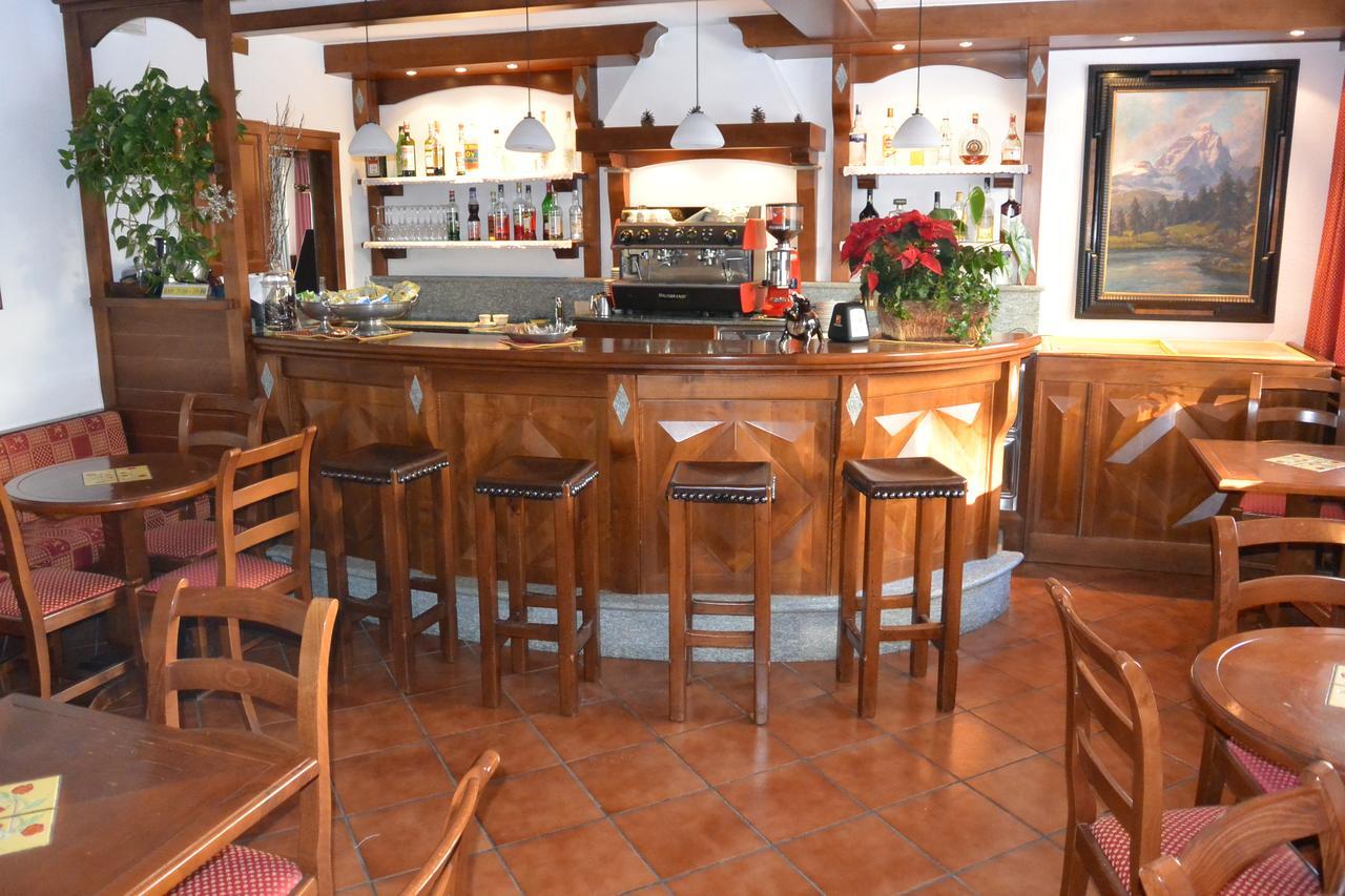 Hotel Fosson Breuil-Cervinia Bagian luar foto