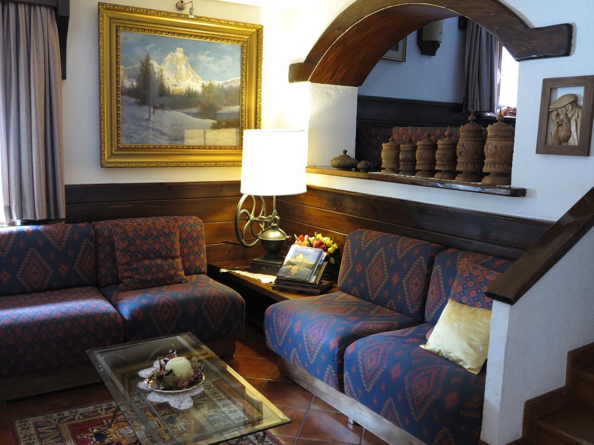 Hotel Fosson Breuil-Cervinia Bagian luar foto